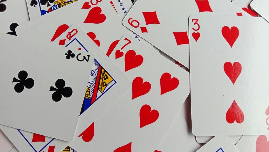 Comment fonctionnent les casinos en ligne : technologie, équité et paiements